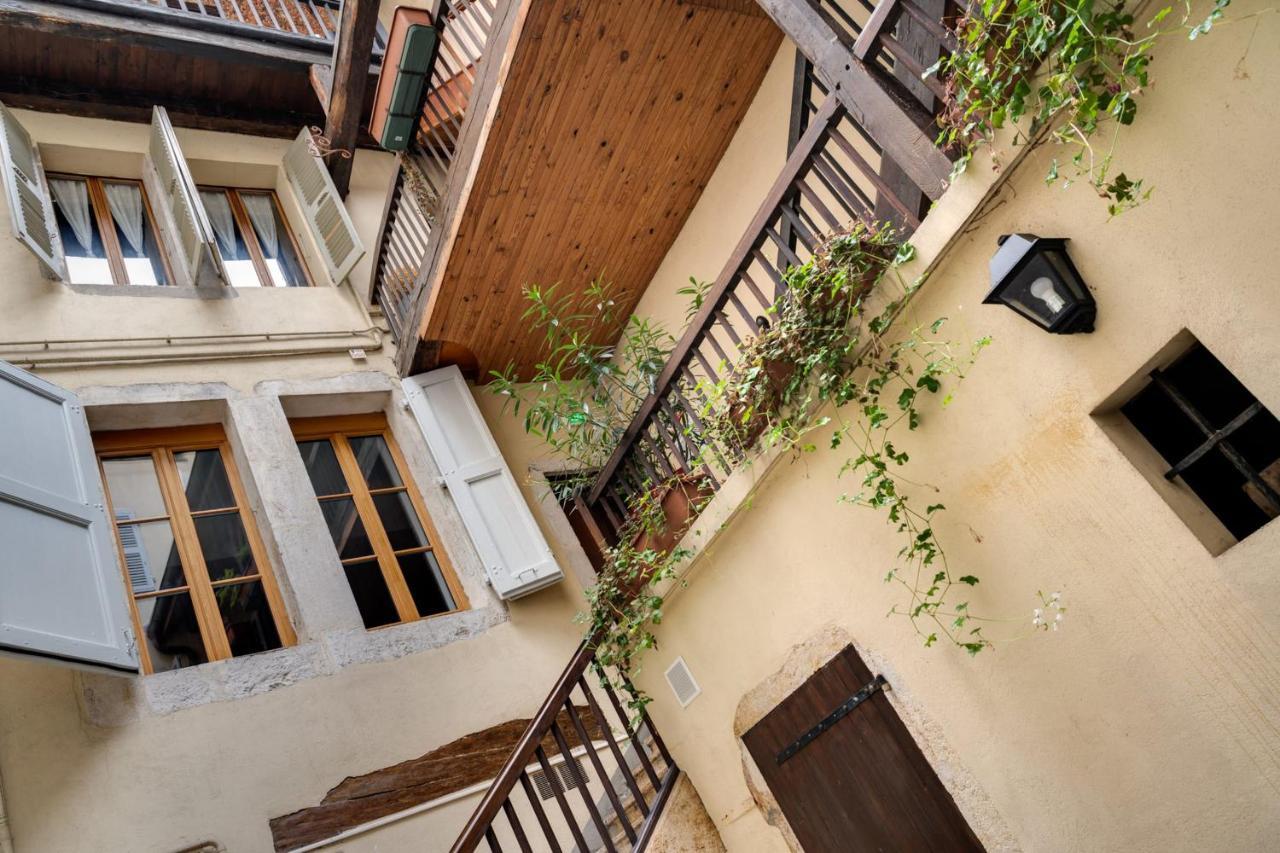 La Cour Filaterie - Suite Of 30 Sq M In The Annecy Breakfast Included Buitenkant foto